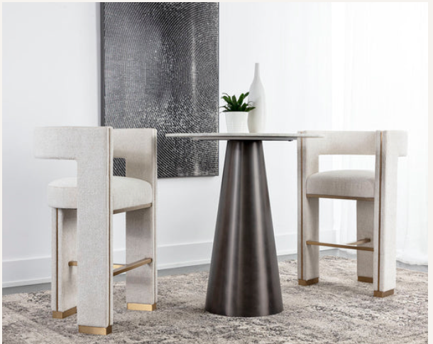 Erica Stool