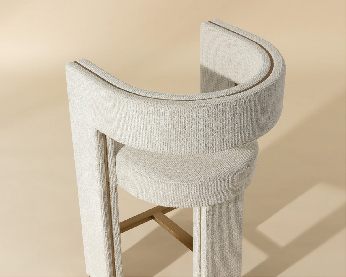 Erica Stool