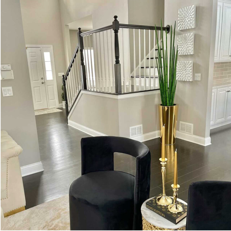 Pure Gold Stainless Steel Tapered Large Cone with Snake Grass Plant