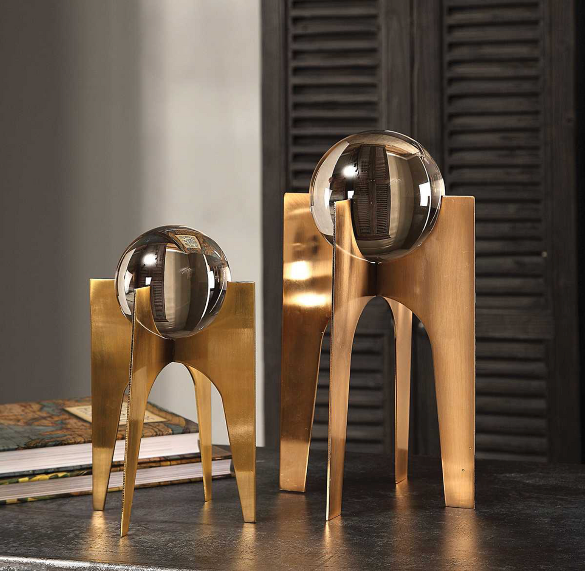 Ellianna Crystal spheres