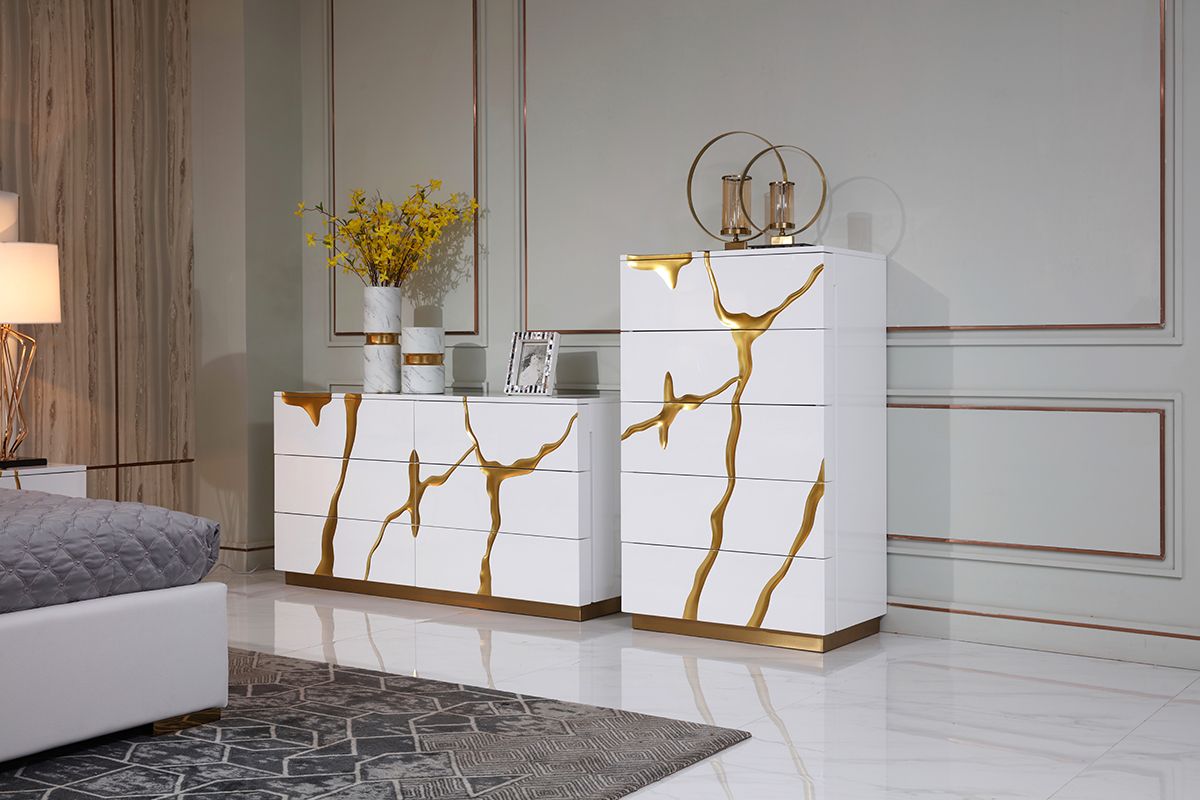 Aztec White & Gold Chest