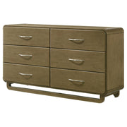 Lavine Dresser